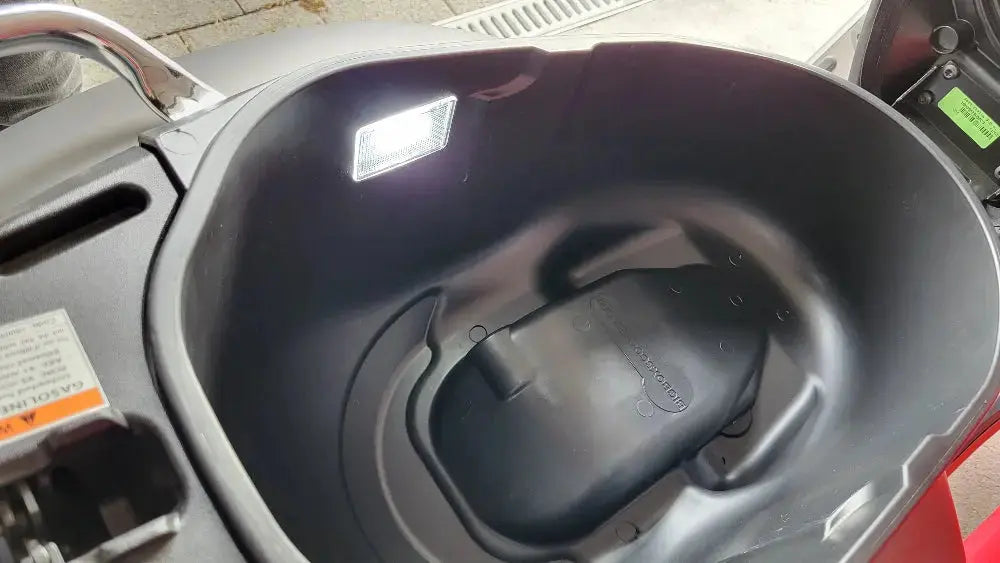 Intégrer la lumière dans le BIG BOX BIG BOX Scooter